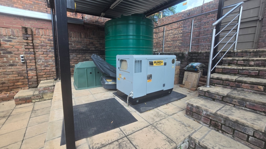 4 Bedroom Property for Sale in Safari Gardens North West